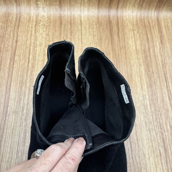 CROCS Leigh Black Suede Wedge Ankle Chelsea Boot Bootie Women’s Size 9.5 - Picture 9 of 9